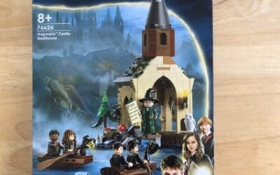 76426 Hogwarts™ Castle Boathouse